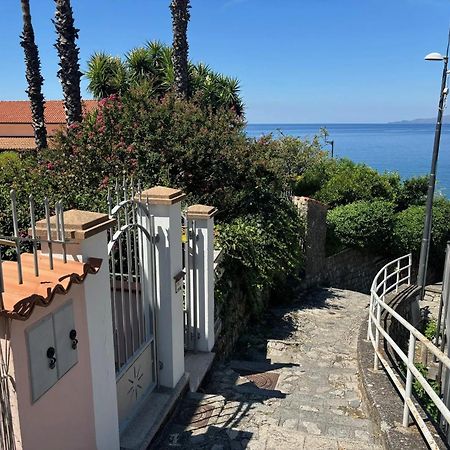 Comfortable Apartment In Maratea With Sea View 95 M² + Parking Exteriör bild