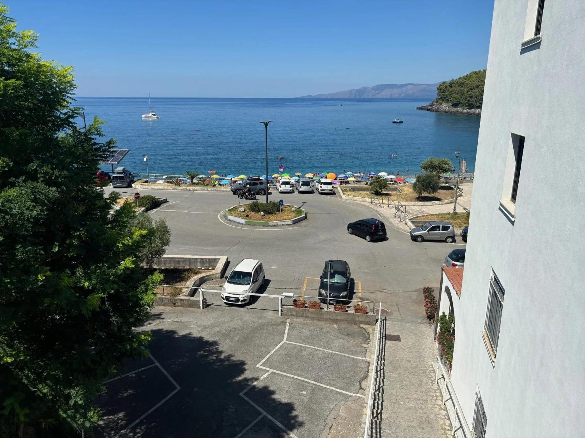 Comfortable Apartment In Maratea With Sea View 95 M² + Parking Exteriör bild