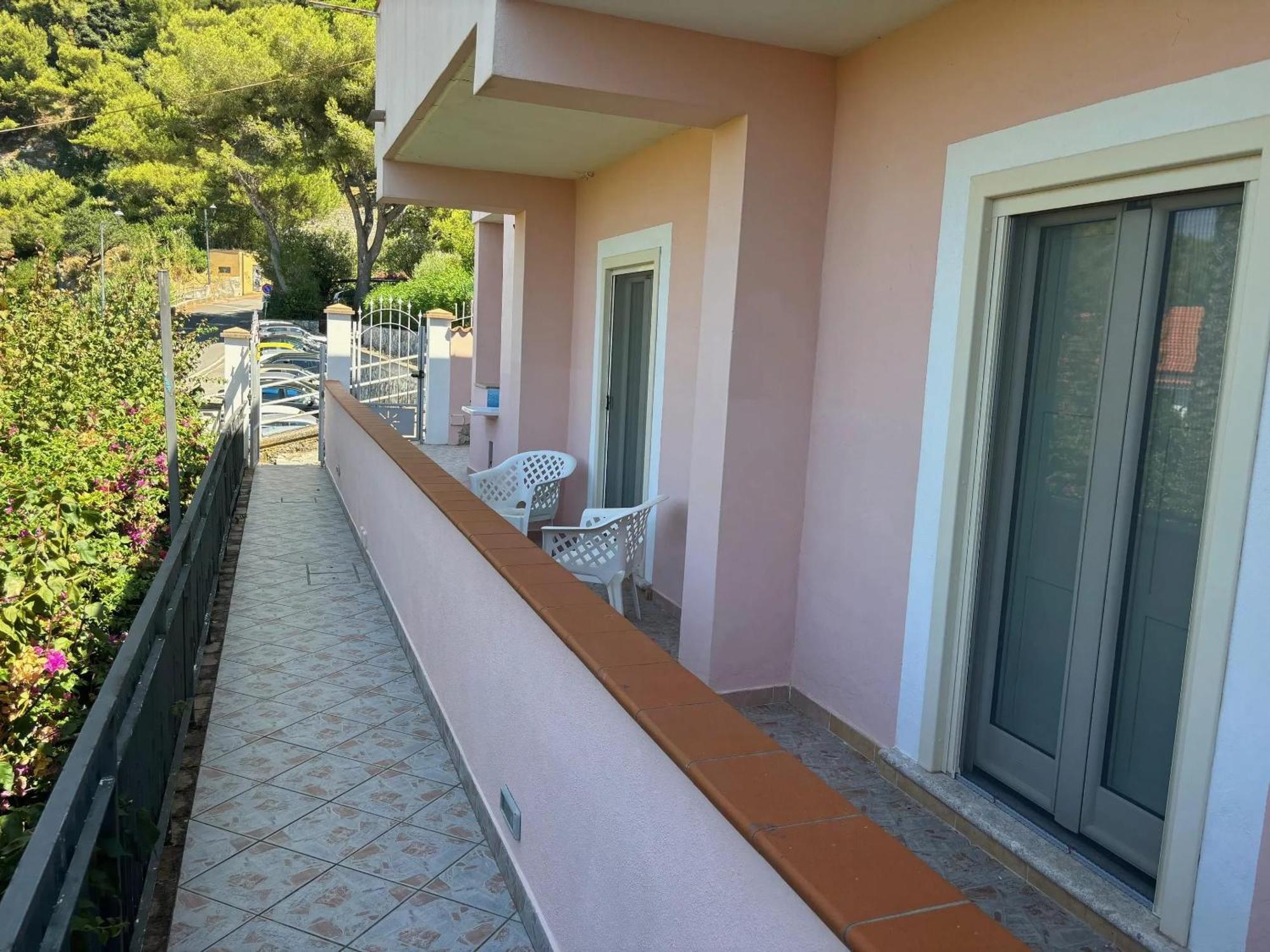 Comfortable Apartment In Maratea With Sea View 95 M² + Parking Exteriör bild